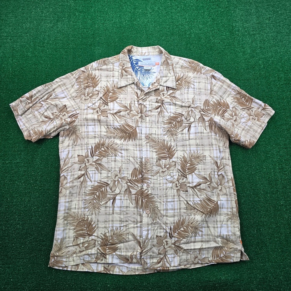 Quiksilver Edition Shirt Mens 2XL Beige Floral Camp Button Up Hawaiian‎ Tropical